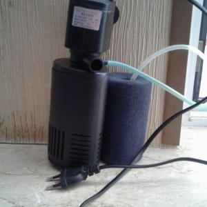 Iri akvarum filtiri satilir ac:220v-240v 50hz 18w
qmax:1500l/h
hmax:08