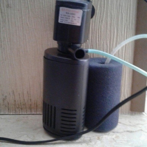 Iri akvarum filtiri satilir ac:220v-240v 50hz 18w
qmax:1500l/h
hmax:08
